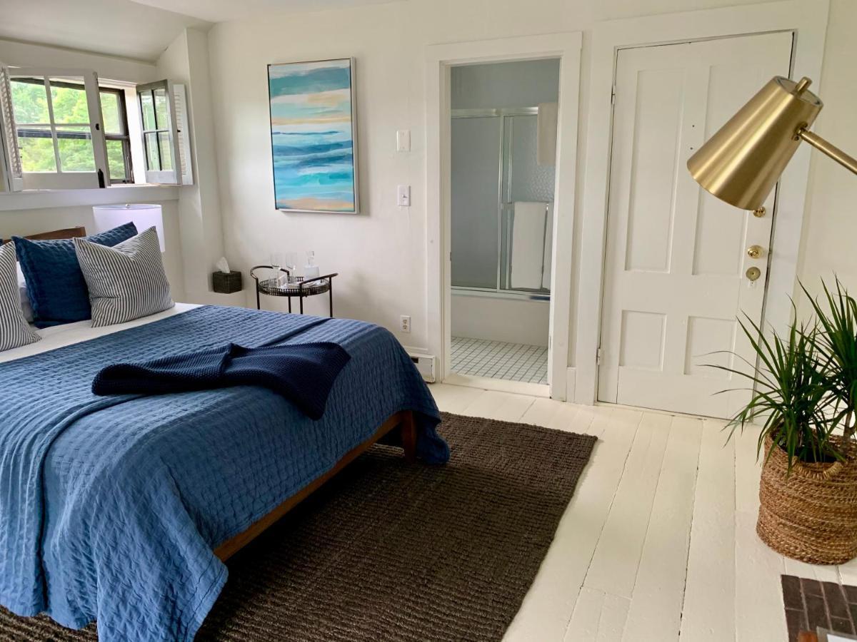 Ashley Manor Bed & Breakfast Барнстабъл Екстериор снимка