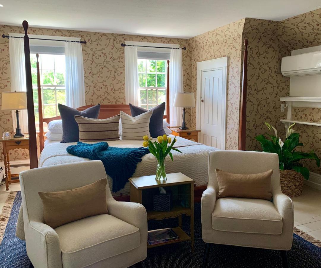 Ashley Manor Bed & Breakfast Барнстабъл Екстериор снимка