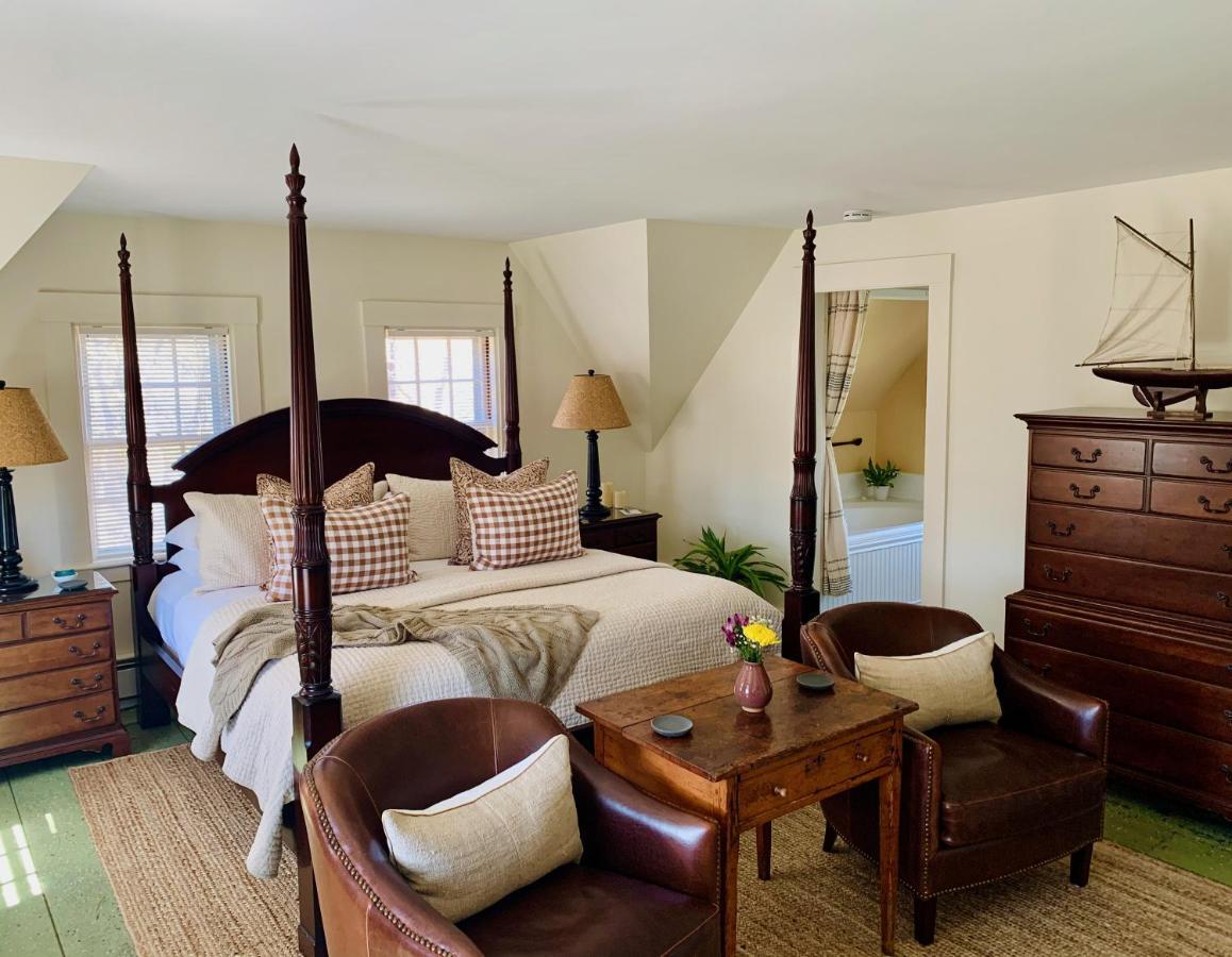 Ashley Manor Bed & Breakfast Барнстабъл Екстериор снимка